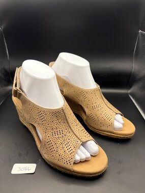 Collections by Clarks Lafley Rosen espadrille wedge sandals size 7.5